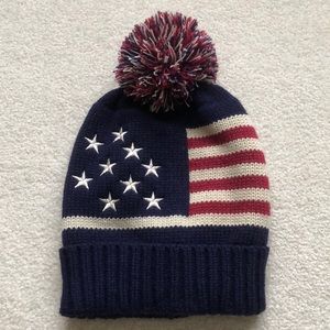 American pompom hat!